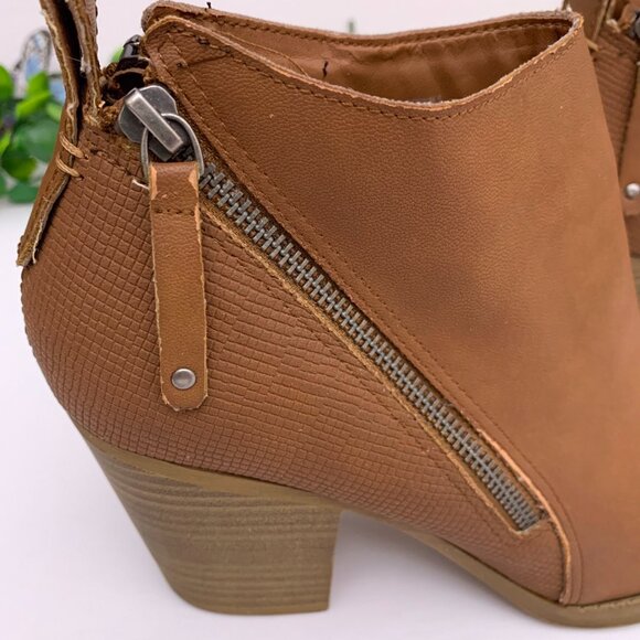 DV‎ Dolce Vita Brown Heeled Ankle Boot size 9 - Picture 14 of 14